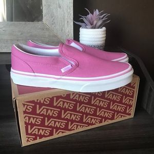Awesome mauve pink new slip on vans